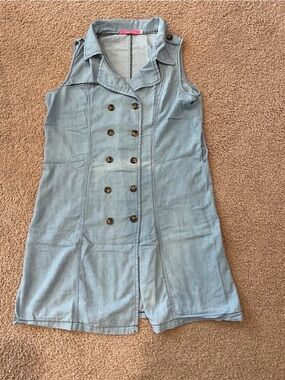 STYLISH blue denim acid-wash button up sleveless dress